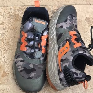 Saucony Camouflage sneakers 1,5 little boys